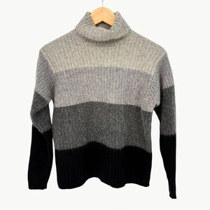 Vintage SKYR Lambswool Angora Ribbed Turtleneck Sweater Sz Medium Gray Black 90s